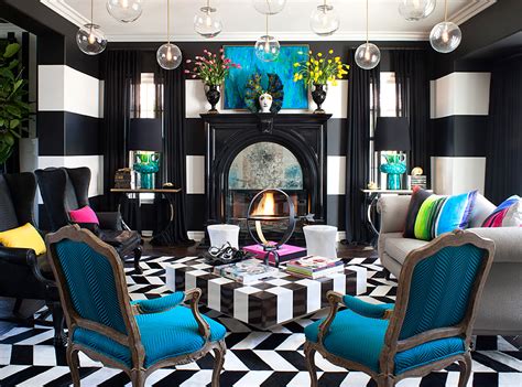 Kourtney kardashian wanted her home to feel comfortable above all else, and worked with interior designer martyn lawrence bullard to create chic yet inviting spaces for her living room and dining. Exclusive! Peek Inside Kourtney Kardashian's California ...