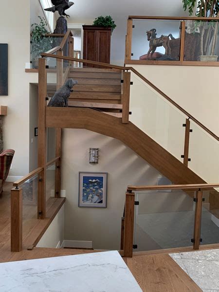 Open Tread Wood And Glass Ssr63 Spindle Stairs And Railings