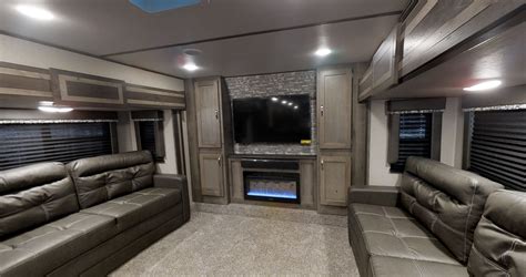 5th Wheel Rv With Front Living Room Bryont Blog