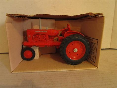 Allis Chalmers Wd45 Lot 5657 Tonka And Vintage Toys And Pedal Tractors