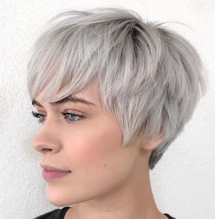 Classy hairstyles for grey hair over 60 with glasses 2021 Grey Hairstyles for Short Hair 2021 | Short Hair Models