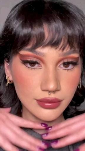 Pin De 「 𝗕𝗹𝗶𝘅𝗮𝗶𝗻𝘇 」 En 「 Beauty 」 Video Maquillaje De Ojos Loco