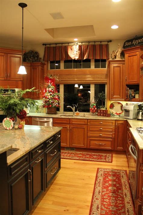 Grab your garland and twinkle lights and get ready for christmas decorating ideas galore. Unique Kitchen Decorating Ideas for Christmas | family ...