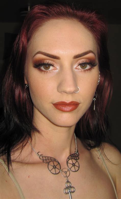 Glitter Is My Crack Romantic Neutral Makeup Look With