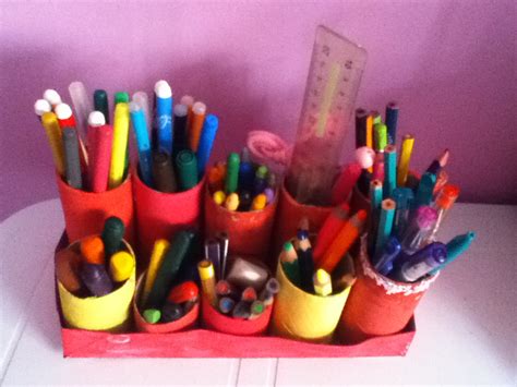 ptite caboche boite multi pots  crayons avec plusieurs