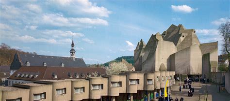 Few people know that he has two projects erected in brazil, in brusque. Gottfried Böhm und der moderne Kirchenbau - ein Rückblick ...