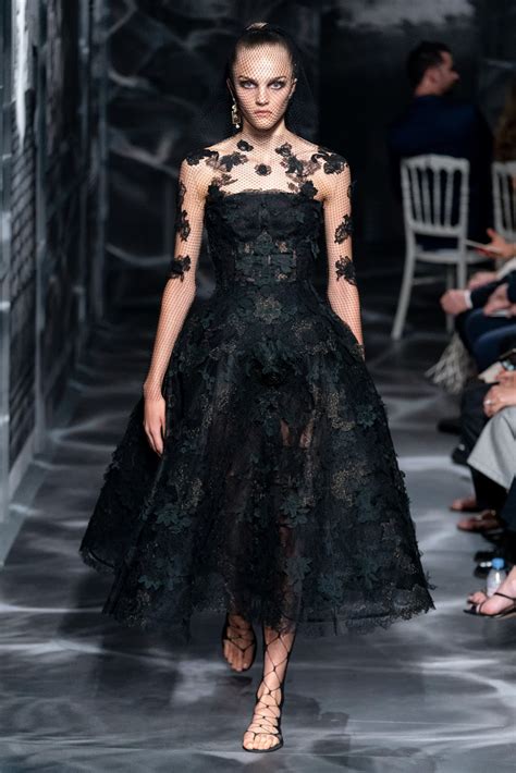 Christian Dior Haute Couture Fall Winter 2019 Cool Chic Style Fashion