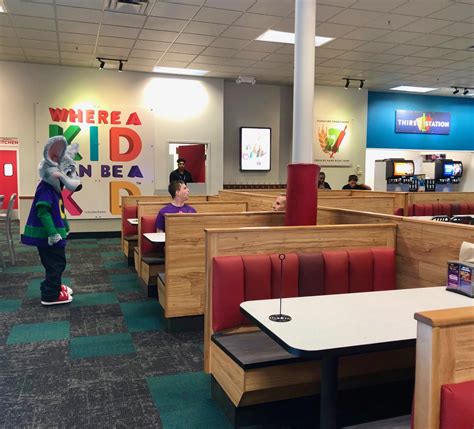 Remodeled Chuck E Cheese Has Something For Everyone