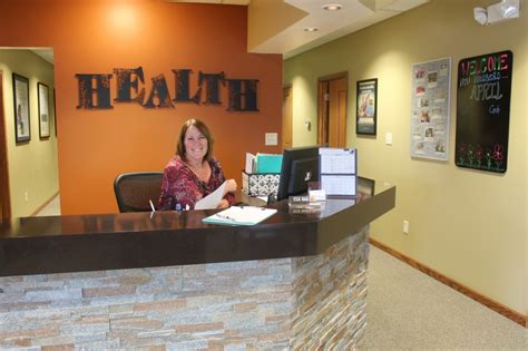 Three Tips For Hiring Better Chiropractic Front Desk Staff Circle Of Docs