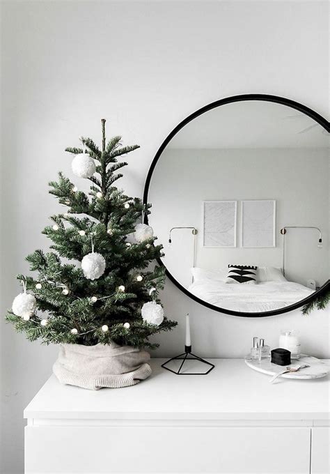 75 Minimalist Current Christmas Tree Decor Ideas Minimalist Christmas
