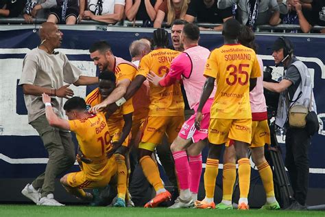 Bordeaux Vs Rodez Match Abandoned After Fan Player Altercation