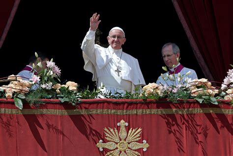 Print Pope Francis Waves At The End Of His Urbi Et Orbi To The City And The World Message