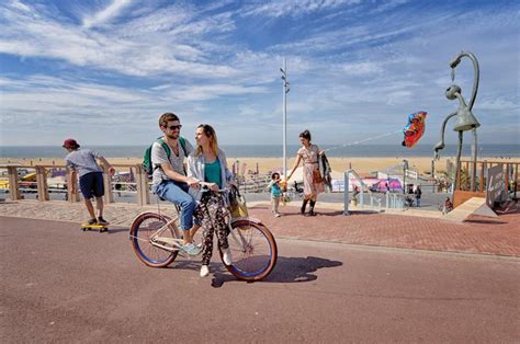 Bike tours and cycling vacations in the netherlands for road and recreational bicycles. Cycling holiday - Randstad Holland Tour
