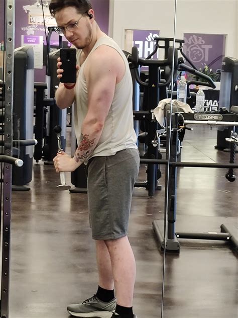 Triceps Are Finally Getting That Horseshoe Shape Big Win For Me
