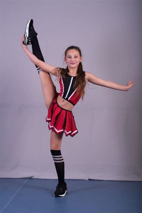 Brima Models Skarlet In Cheerleader Outfit Kittydb