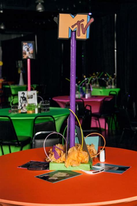 45sng Centerpiece 80s Party Decorations Diy