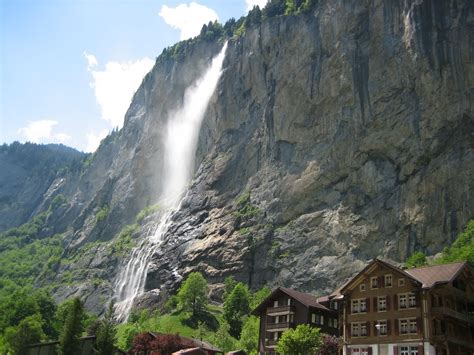 Across The Pond Journeys Lauterbrunnen Valley Switzerland