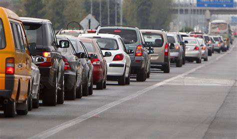 Más de 160 mil vehículos han salido de Santiago por el fin de semana largo