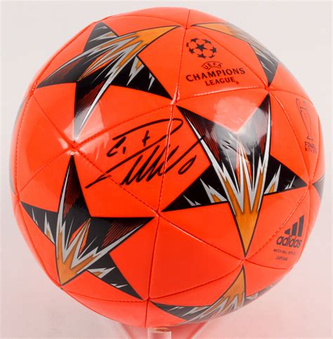 Forever one that you'll never want to bounce on concrete let alone go wild with in the cage, it's one that punctuates each season with so much style. Cristiano Ronaldo Signed 2018 Champions League Final Soccer Ball (Beckett COA) | Pristine Auction