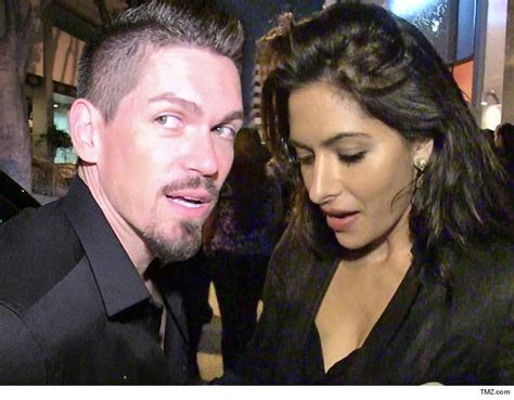 Shameless Star Steve Howey And Wife Sued By Former Nanny