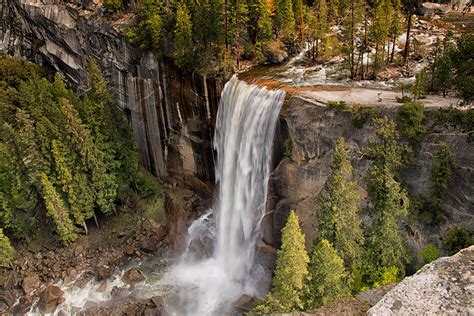 Usa Parks Waterfalls Scenery Yosemite Crag Trees Nature