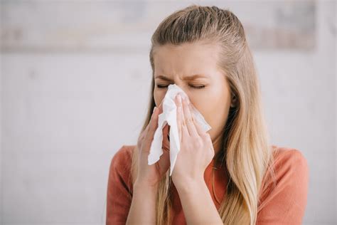 Wiosenna alergia jak sprawdzić czy jest się alergikiem i jak radzić