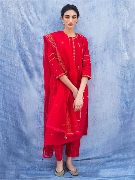 Buy Red Hand Embroidered Chanderi Silk Kurta With Pants Set Of 2