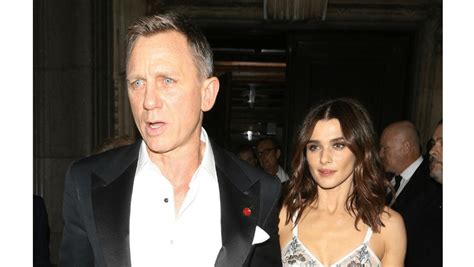 Daniel Craig And Rachel Weisz Moving To Brooklyn 8days