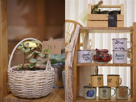 Check spelling or type a new query. Inspirasi Suvenir Tema Rustic untuk Pernikahan Unik Anda ...