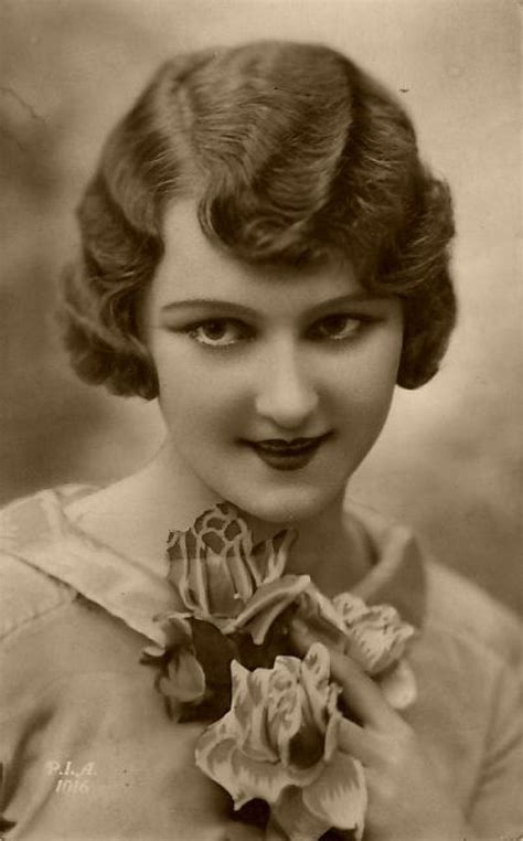1920s Hair And Makeup Pinup