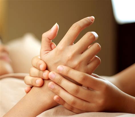 Mothers Day Deluxe Hand Treatment T Voucher Cheadle Holistic