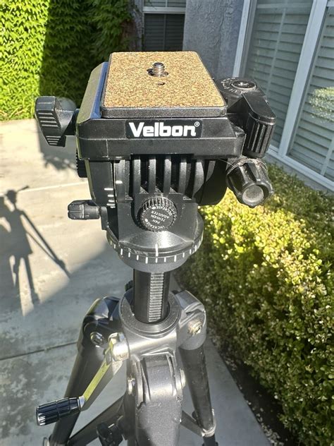 Velbon Dv 7000 Video Tripod With Vel Flo Ph 368 Fluid Head Complete