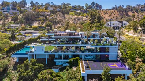 A Los Angeles Home With A Half Basketball Court Sells For 44 Million