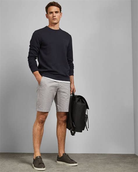 Https://techalive.net/outfit/mens Grey Shorts Outfit