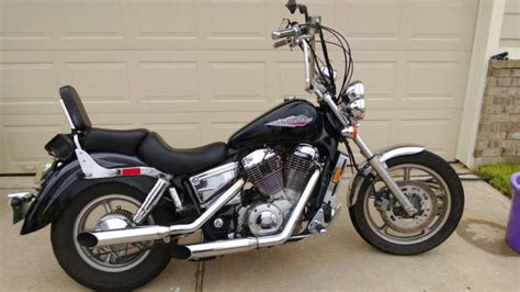Manual honda vt750dc shadow spirit 2000 eaglerider is the largest motorcycle rental and tour company worldwide. 2000 Honda VT1100C Shadow Spirit Photos, Informations ...