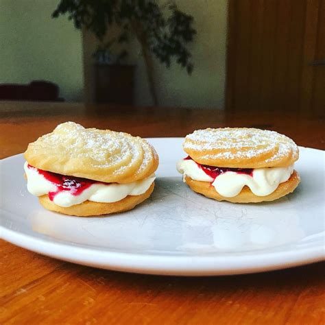 Viennese Whirls 💫 I Havent Done Any Baking In A While So I Decided To Try Something New