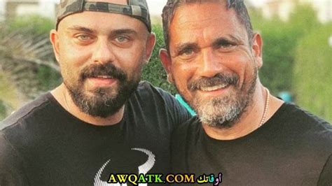 تلتقي فيه منى الشاذلي بالناس بعيداً عن زحام الأحداث اليوميه. أحمد صلاح حسني عمره زوجته أعماله معلومات عنه وصور نادرة