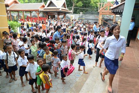 I raise up, i erect). Education Program - New Hope Cambodia