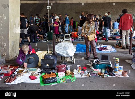 Marché des voleurs, les puces de Saint-Ouen, marché aux puces, Porte de