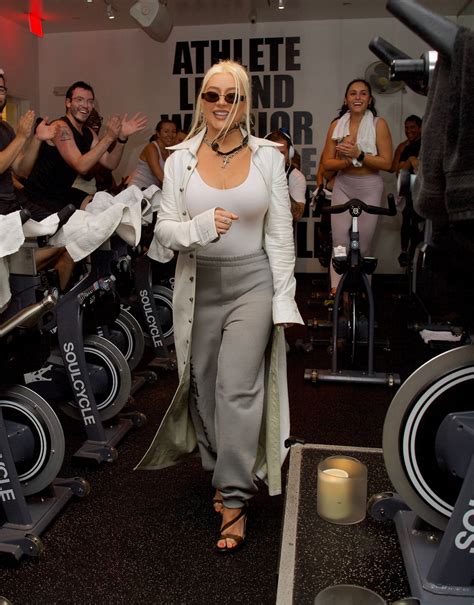 Christina Aguilera Shows Off Incredible Weight Loss As She Surprises Soulcycle Class Ahead Of