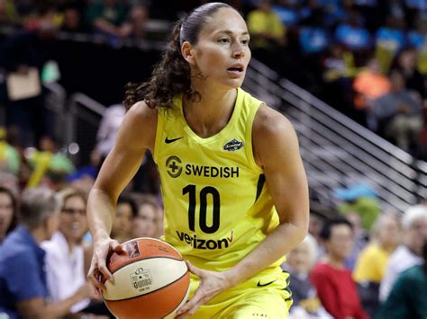 Wnba Superstar Sue Bird Gives College Basketballs Newest Sensation Some Advice On Playing At