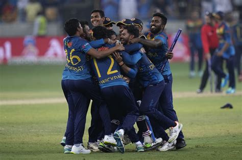 The Sri Lanka Players Celebrate Their Win