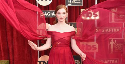 Annalise Basso Hd Wallpapers Backgrounds