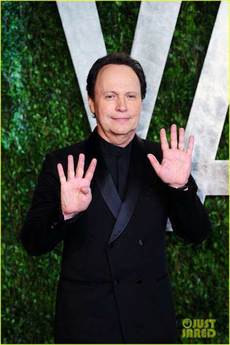 Billy Crystal Reveals If Hed Return To Host The Oscars Photo 4546702