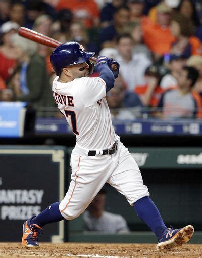 Mlb Roundup Jose Altuve Powers Astros To First Ever Sweep