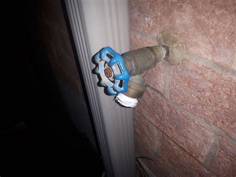 It's so warm here that it is not worth keeping the house winterized all winter long. preparing outdoor faucet for freezing temperatures ...