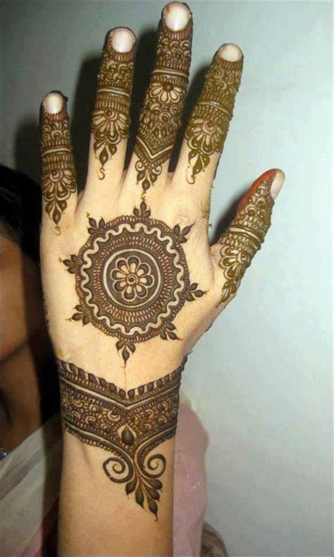 Free shipping for orders over $40 huge sale on henna products now on. model henna tangan simple