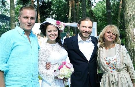 Кто ее родители, кем работает. Наталья Медведева вышла замуж СВАДЬБА.