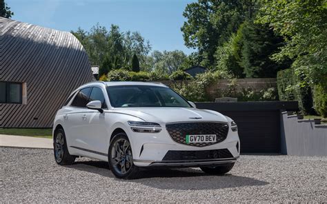 Genesis Gives Its Electrified Gv70 Suv A Boost Evening Standard