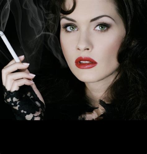 Pin By Tey Great On Women Smoking Beautiful Women Faces Women